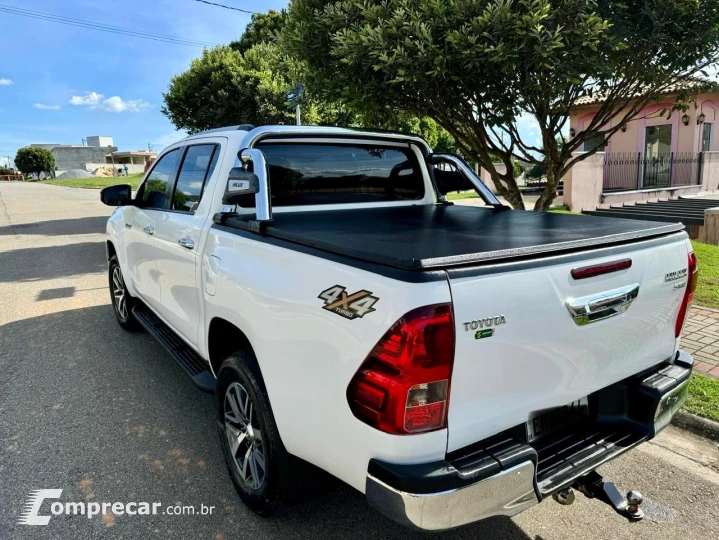 HILUX 2.8 D-4d Turbo CD SRV 4X4