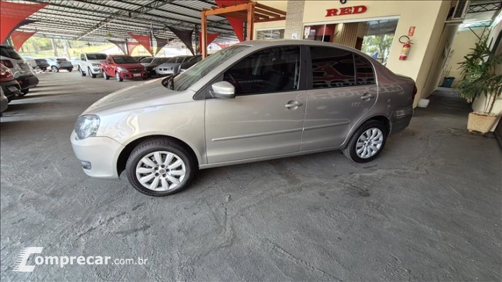 POLO SEDAN 1.6 MI 8V