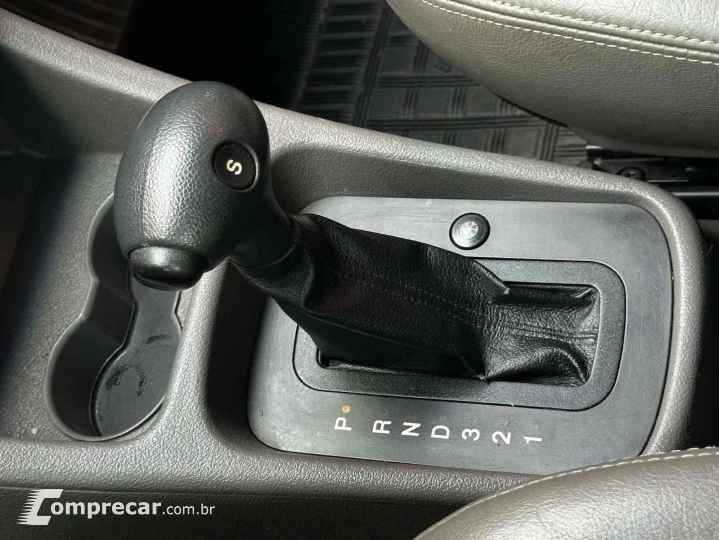 ZAFIRA 2.0 MPFI ELITE 8V FLEX 4P AUTOMÁTICO