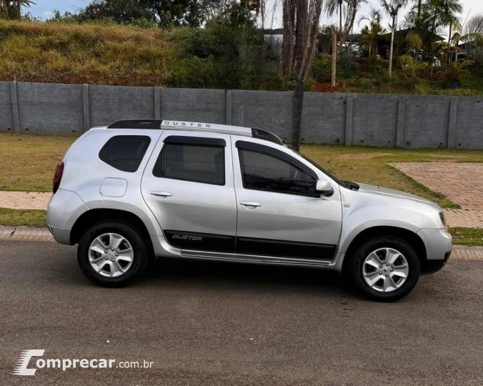 DUSTER 20 D 4X2A