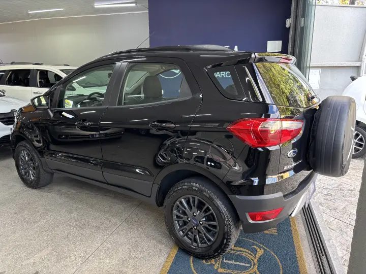 EcoSport SE 1.6 16V Flex 5p Mec.