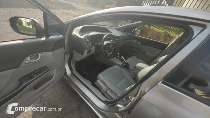 CIVIC 2.0 LXR 16V