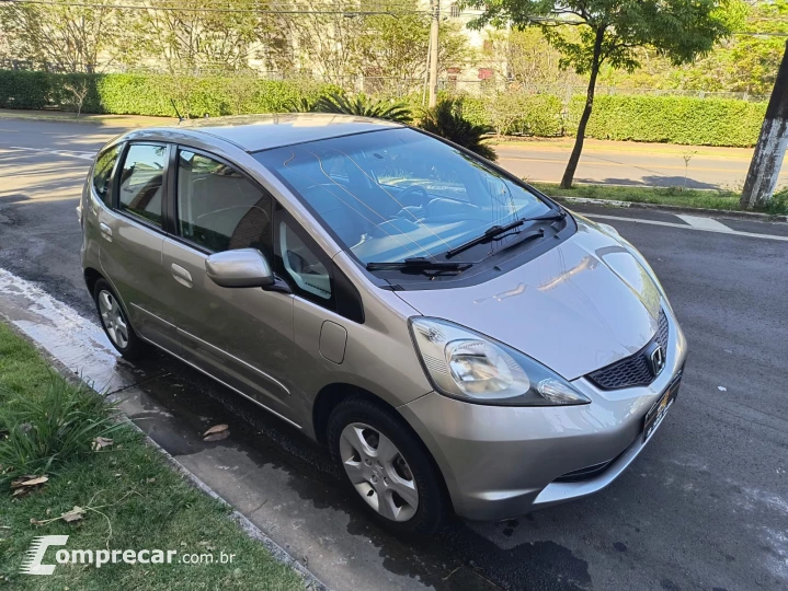 FIT 1.4 LX 16V
