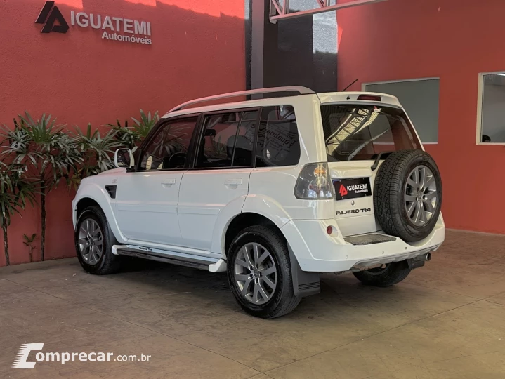 PAJERO TR4 2.0 4X2 16V 140CV FLEX 4P AUTOMÁTICO