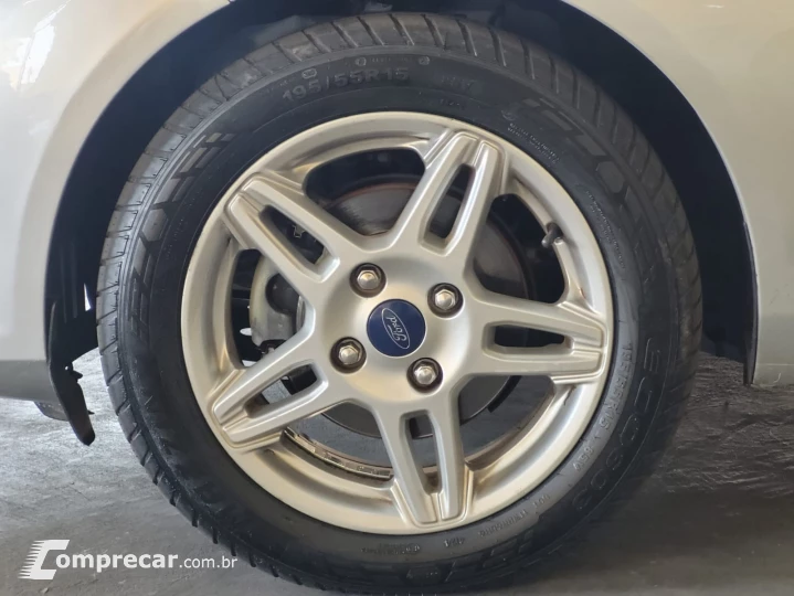 FIESTA 1.6 SE Plus Hatch 16V