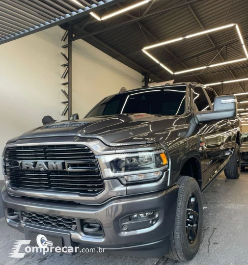 2500 6.7 I6 Turbo Laramie Night Edition CD 4X4