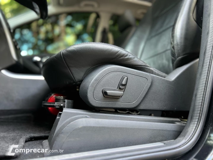 B 200 2.0 8V TURBO GASOLINA 4P AUTOMÁTICO