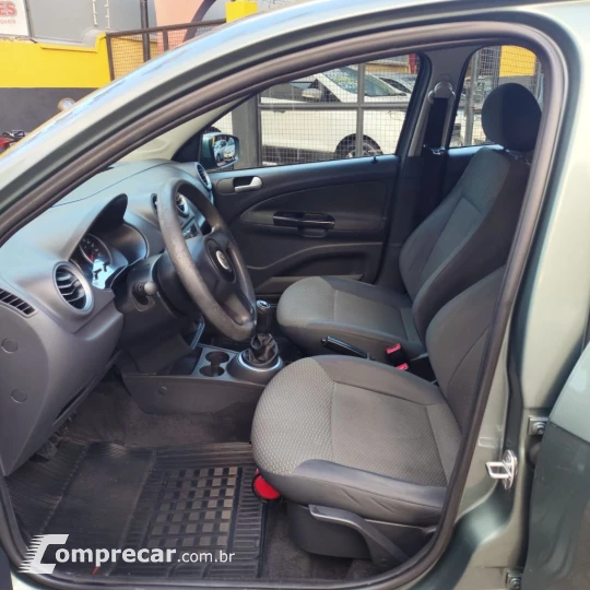 Gol City (Trend)/Titan 1.0 T. Flex 8V 4p