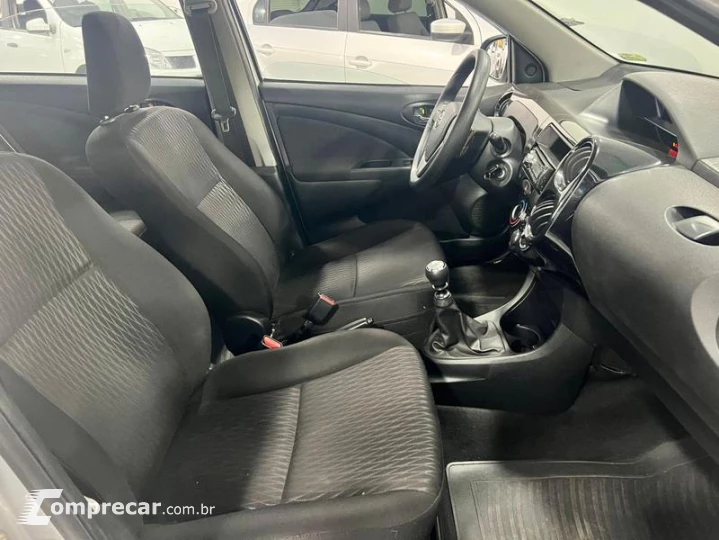 ETIOS HB X 13L MT