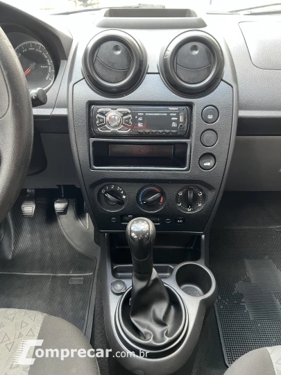 FIESTA 1.0 MPI First Sedan 8V