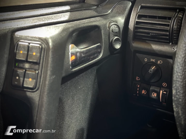Astra Advantage 2.0 MPFI 8V FlexPower 5p