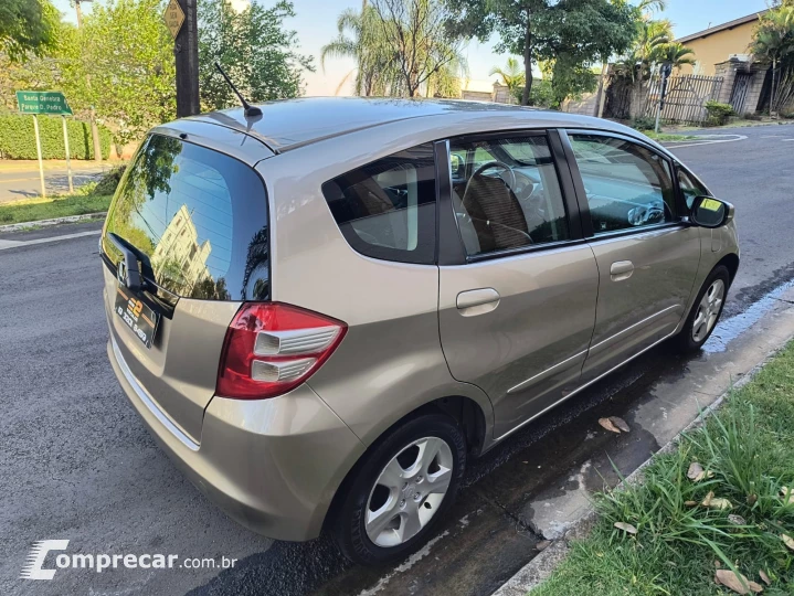 FIT 1.4 LX 16V