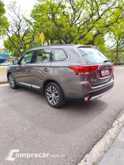 Outlander 3.0 V6 24V 4P GT 4X4 AUTOMÁTICO