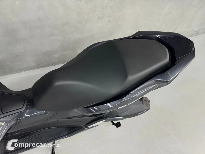 PCX 160