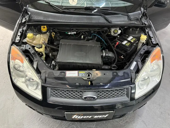 Fiesta 1.6 Mpi Class Sedan 8V Flex 4P Manual