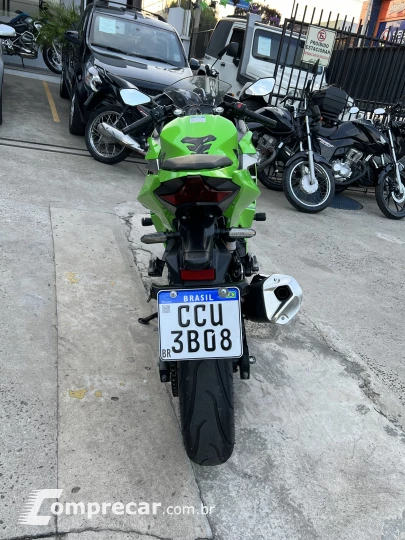 Ninja 400