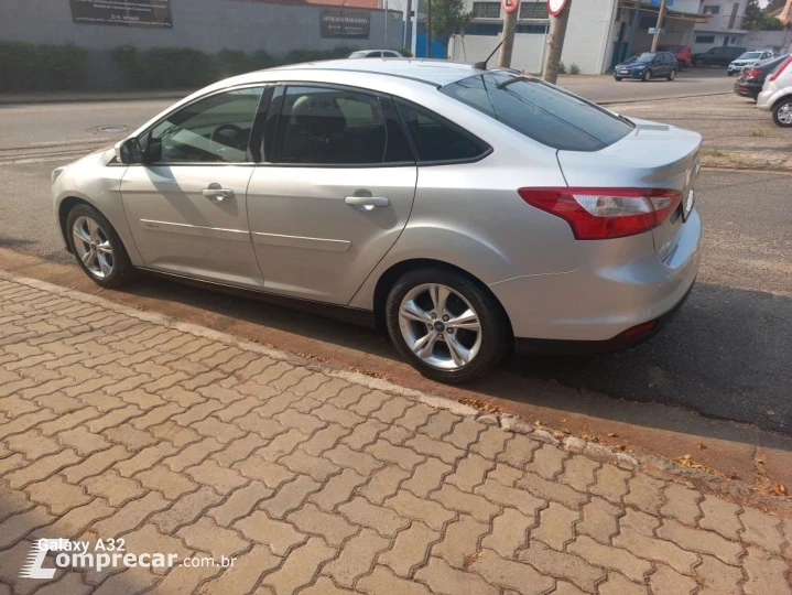 Focus 2.0 S Sedan 16V Flex 4P Powershift