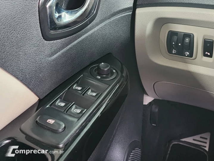 CAPTUR 1.6 16V SCE Intense