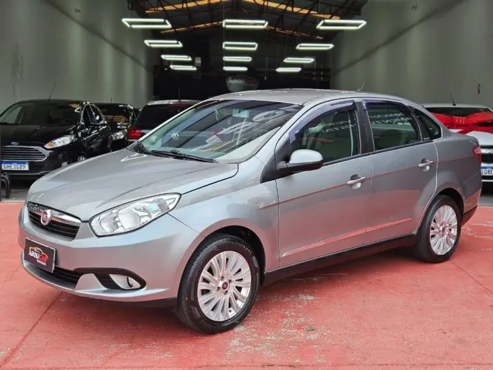 Grand Siena ESSENCE 1.6 Flex 16V