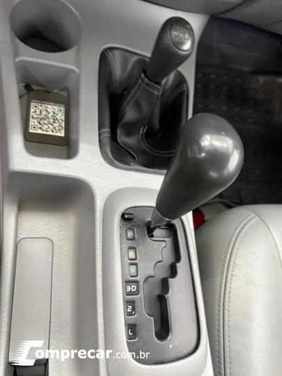 HILUX 2.4 4X4 CD 8V