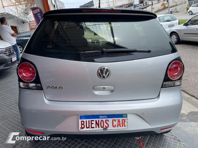POLO - 1.6 MI SPORTLINE 8V 4P MANUAL