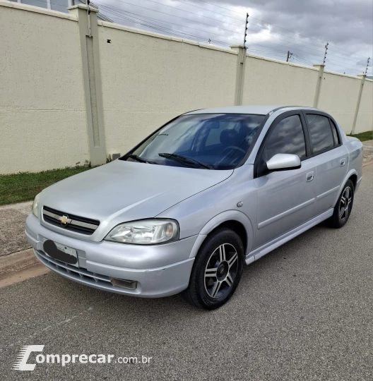 ASTRA 1.8 MPFI GL 8V
