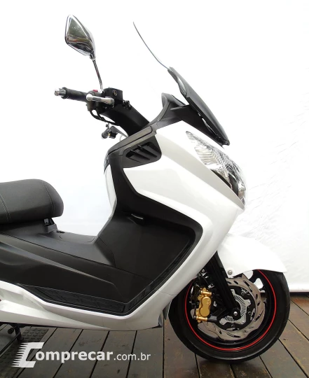DAFRA MAXSYM 400I