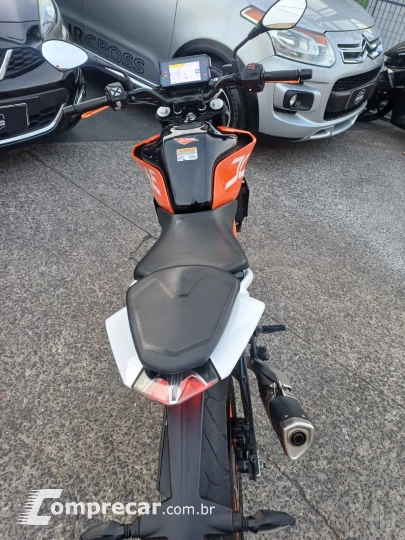 390 duke