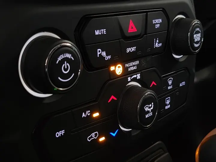 RENEGADE 1.3  T270 TURBO FLEX LONGITUDE AT6