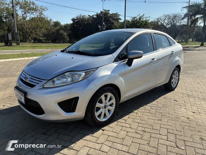FIESTA 1.6 SE Sedan 16V