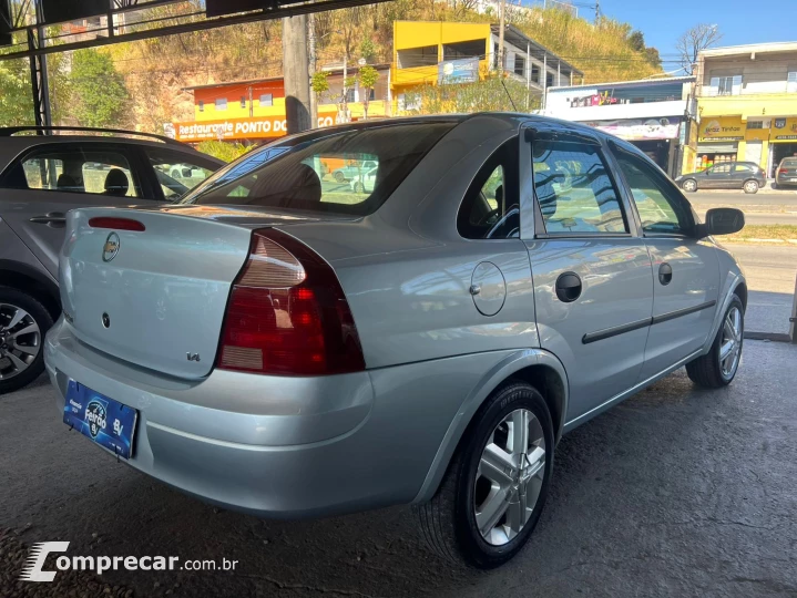 CORSA 1.4 MPFI Maxx Sedan 8V