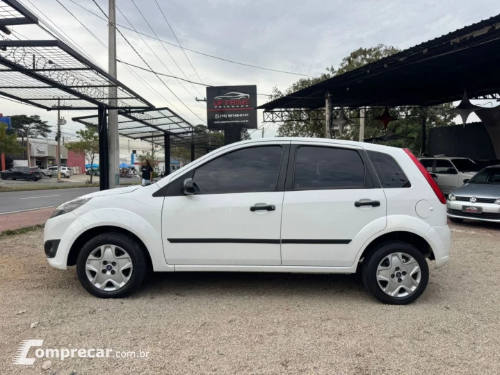 FIESTA 1.6 MPI Class Hatch 8V