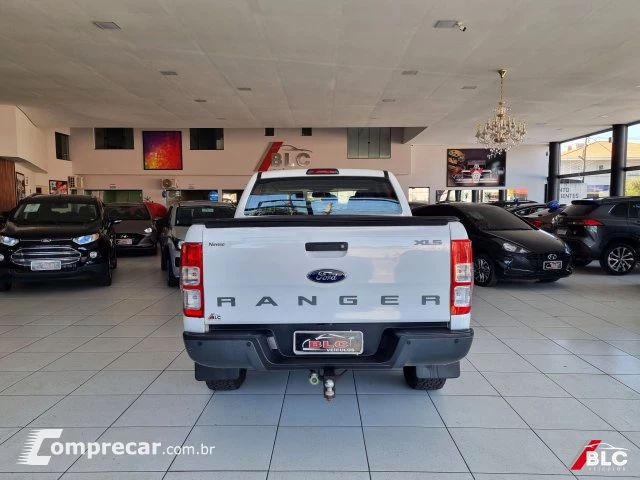 RANGER - 3.2 XLS 4X4 CD 20V 4P AUTOMÁTICO