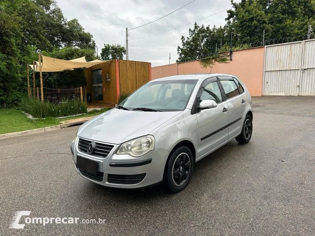 POLO - 1.6 MI 8V 4P MANUAL