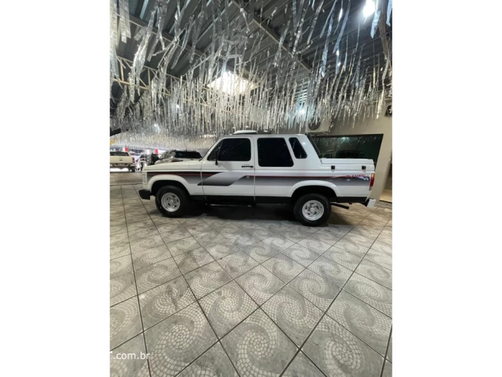 D20 4.0 CUSTOM S CD 8V TURBO DIESEL 4P MANUAL