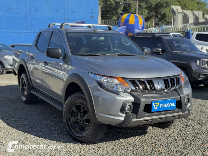 L200 Triton Outdoor GLS 2.4 4x4 Diesel Automática