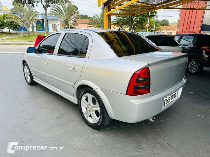 Astra Sedan 2.0 16V 4P ADVANTAGE