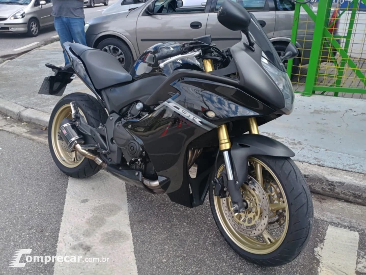 CBR 600F