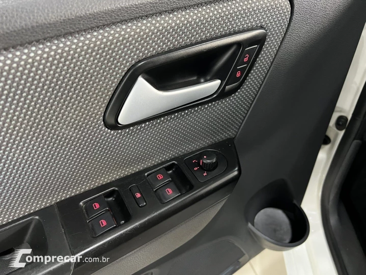 FOX 1.6 MI 8V FLEX 4P MANUAL