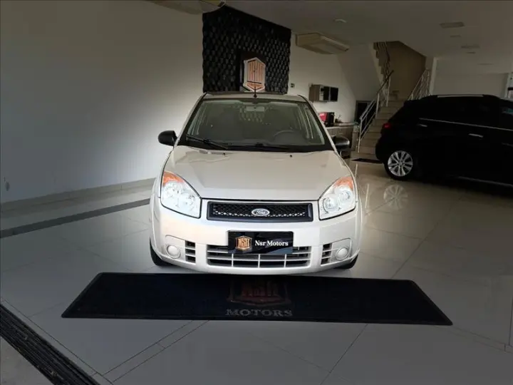 FIESTA 1.0 MPI Hatch 8V