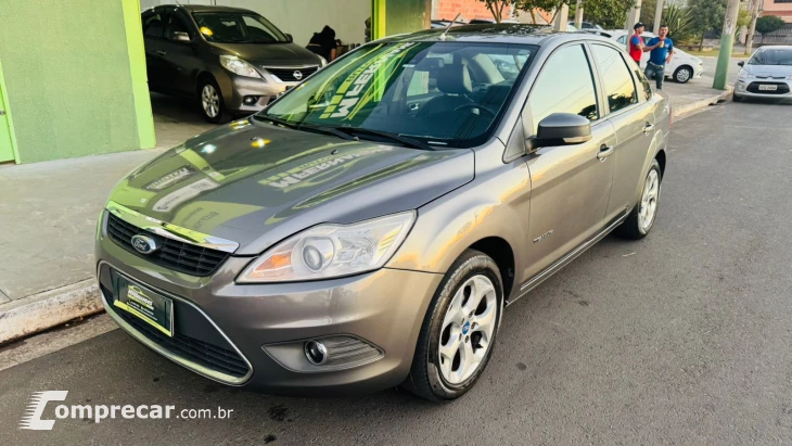 FOCUS 2.0 Titanium Plus Sedan 16V