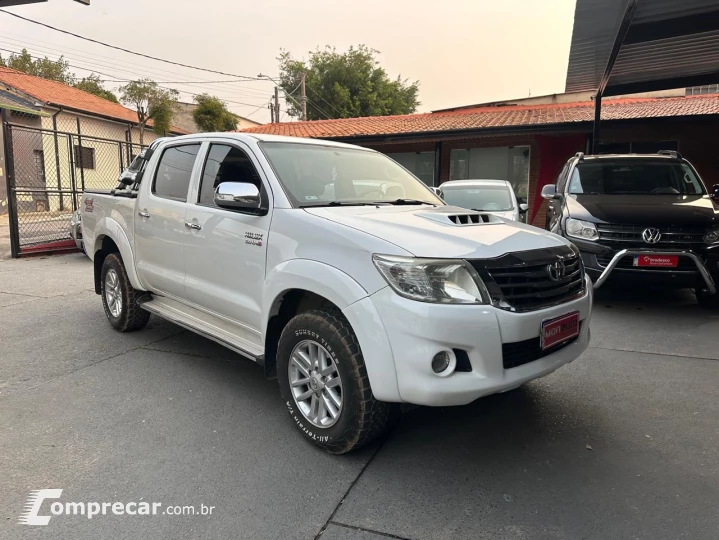 Hilux Caminhonete 3.0 16V 4P 4X4 SRV TURBO DIESEL CABINE DUP