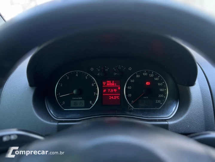 POLO 1.6 MI 8V FLEX 4P MANUAL