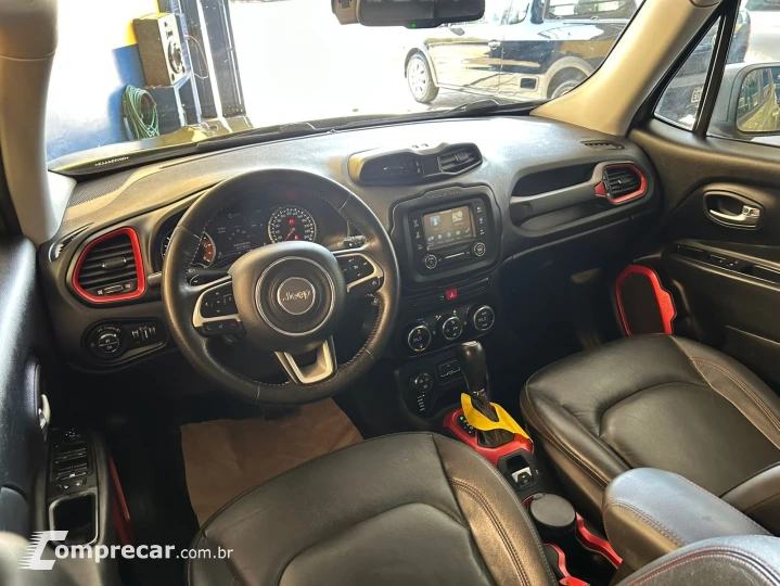 RENEGADE 2.0 16V Turbo Trailhawk 4X4