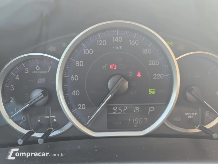 YARIS 1.5 16V XL