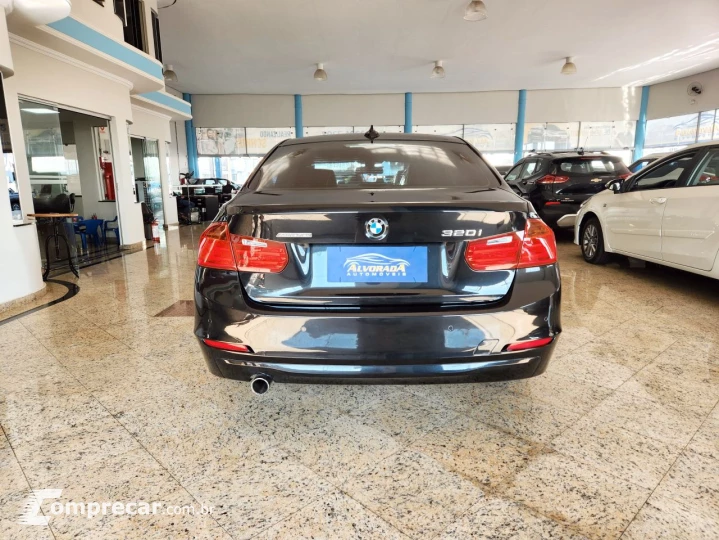 320I 2.0 16V 4P ACTIVE TURBO AUTOMÁTICO