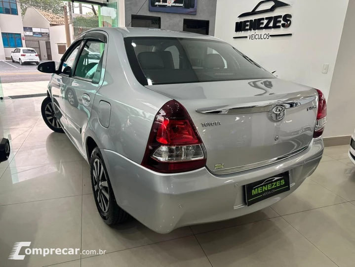 ETIOS 1.5 Platinum Sedan 16V