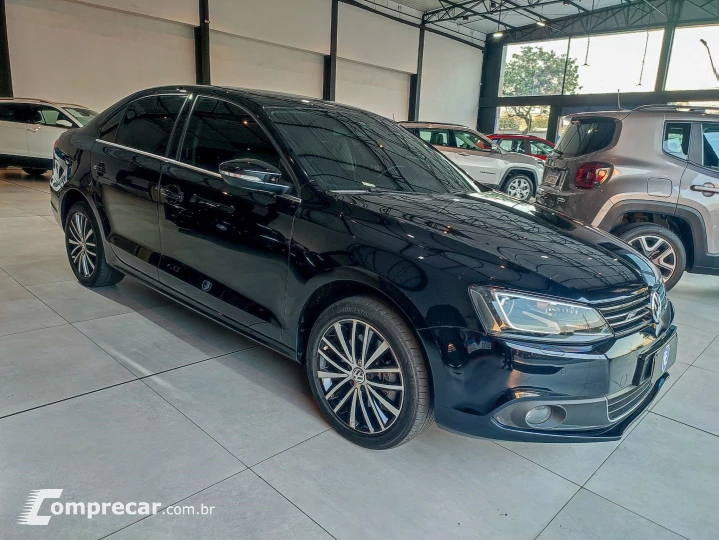 JETTA 2.0 TSI Highline