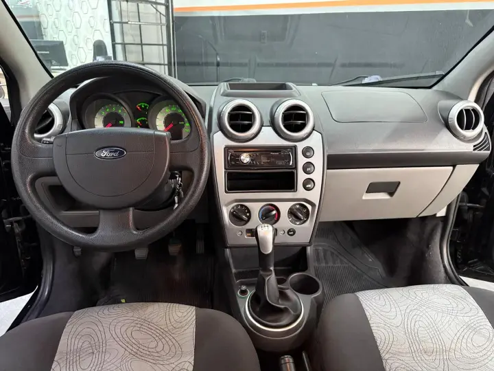 Fiesta 1.6 Mpi Class Sedan 8V Flex 4P Manual