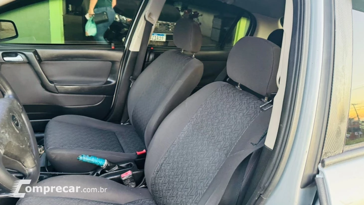 ASTRA 2.0 MPFI Advantage 8V